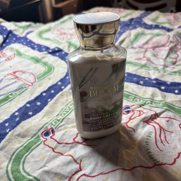 BATH & BODY WORKS BRIGHTEST BLOOM BODY LOTION 8 FL OZ - Picture 4 of 4